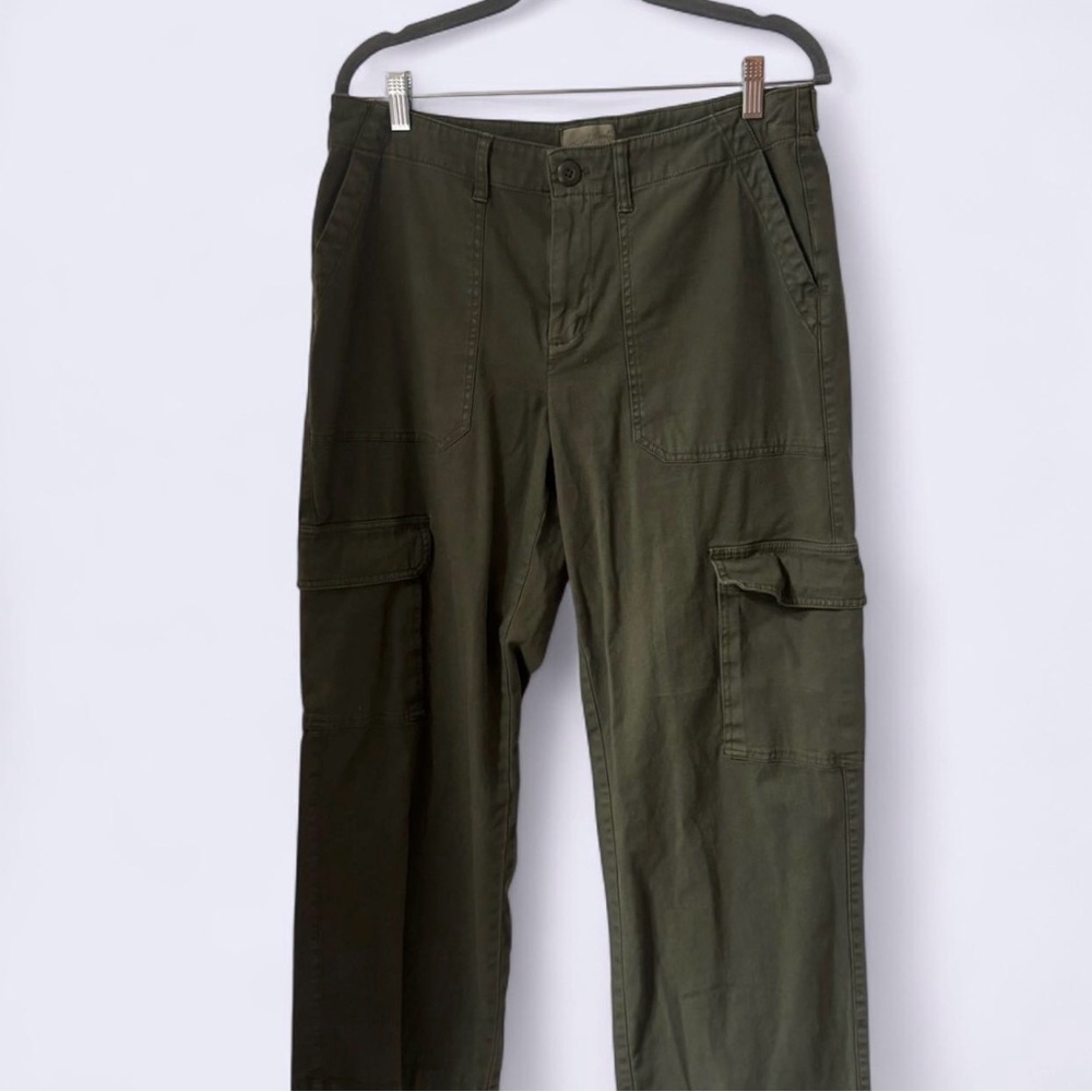 Women’s Olive Cargo Pants